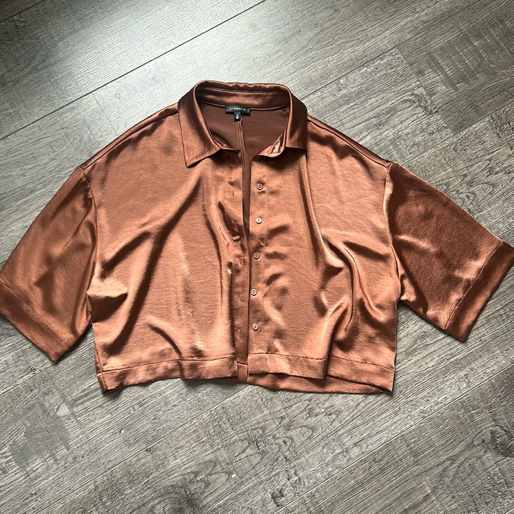 Dynamite Cropped Satin Button Up
